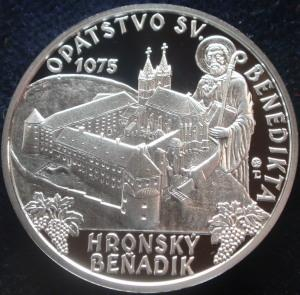 10 EURO (2025) 950 výročí založení benediktinského opatství v Hronskom Benadiku (běžná kvalita)